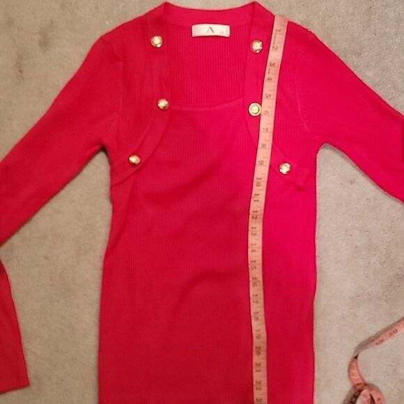 NWOT Elegant Red Women's Top sz L/XL - Picture 5 of 7
